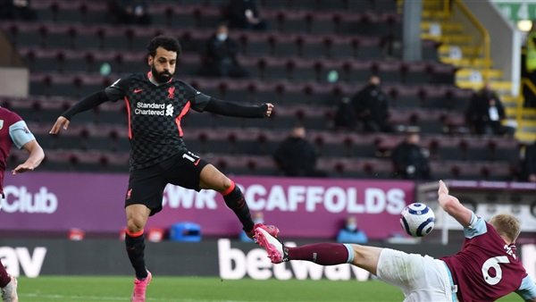 ليفربول يقترب من دوري الأبطال بثلاثية ضد بيرنلي بالدوري الانجليزى