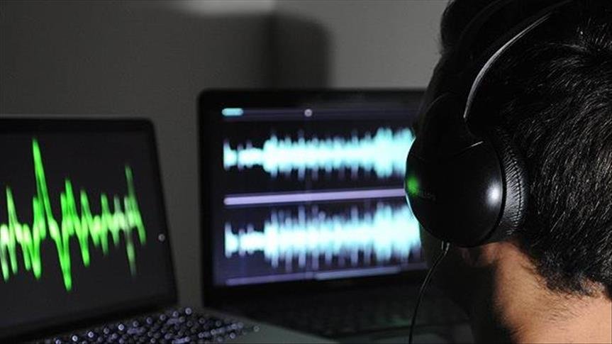 وكالة الأمن الروسية تتهم الولايات المتحدة باستغلال أجهزة آيفون للتجسس عليها 3 وكالة الأمن الروسية الكبرى تتهم الولايات المتحدة، باختراق آلاف من أجهزة آيفون، في إطار حملة تجسس كبيرة