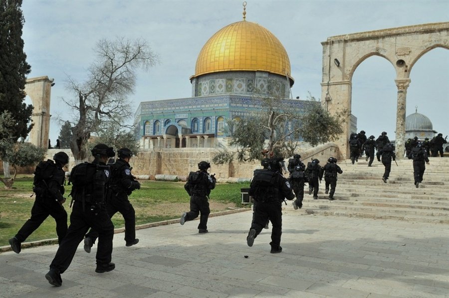 أوروبيون لأجل القدس .. تدعو المجتمع الدولي لحماية المسجد الأقصى في الذكرى الـ 54 لإحراقه 3 أوروبيون لأجل القدس .. تدعو لإجراءات فعالة لوقف السياسات الإسرائيلية التي تستهدف المسجد الأقصى