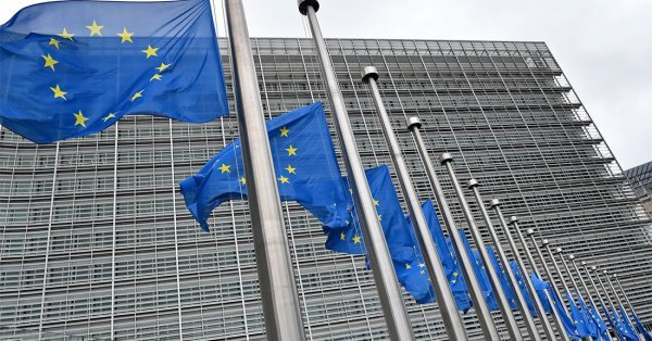 أوروبا .. دخول قانون الخدمات الرقمية للاتحاد الأوروبي حيز التنفيذ 2 أوروبا .. دخول قانون الخدمات الرقمية للاتحاد الأوروبي حيز التنفيذ