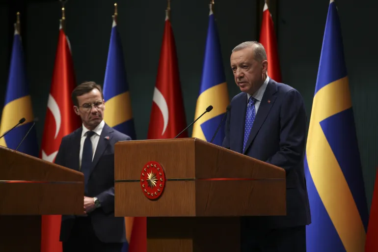 أردوغان يحذر الغرب .. السويد لم تُوفي بوعودها لتركيا من أجل الانضمام إلى الناتو 1 أردوغان يحذر الغرب .. السويد لم تُوفي بوعودها لتركيا من أجل الانضمام إلى الناتو