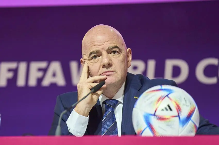 الفيفا يدعو إلى وقف العنف في الشرق الأوسط وتجنب استهداف المدنيين 