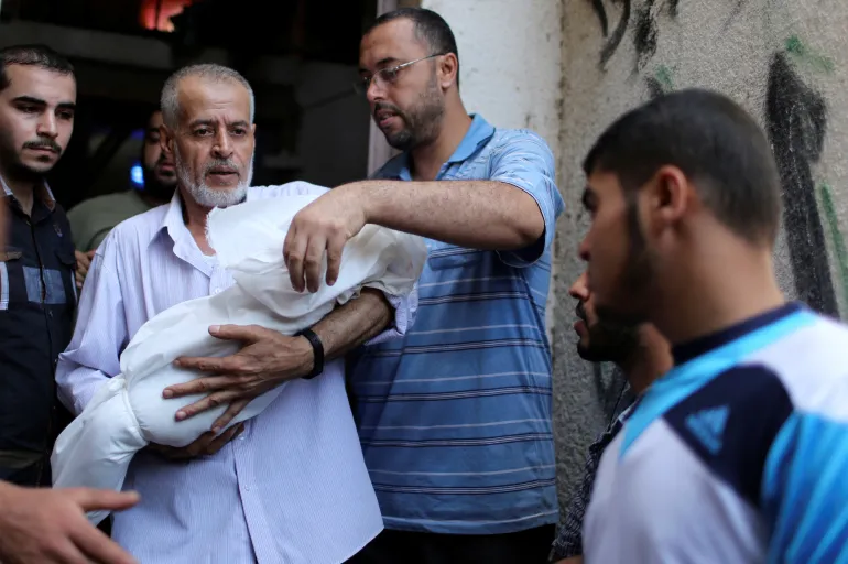 أكثر من 1000 شهيد في غزة وارتفاع عدد القتلى الإسرائيليين إلى 1200 1 أكثر من 1000 شهيد في غزة وارتفاع عدد القتلى الإسرائيليين إلى 1200