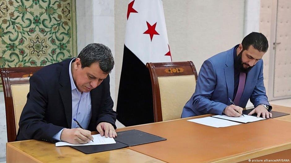 سوريا ترحب دولياً بحل قسد ودمجها في المؤسسات الرسمية مع إقرار الكردية لغة تعليم