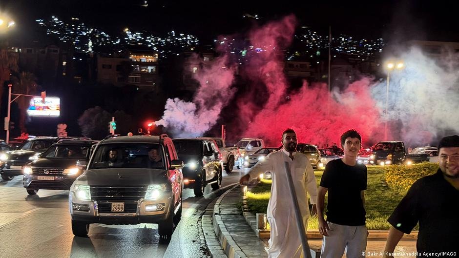 سوريا تطوي صفحة الفصائل العسكرية بقرار حل قوات سوريا الديمقراطية واندماجها في الجيش