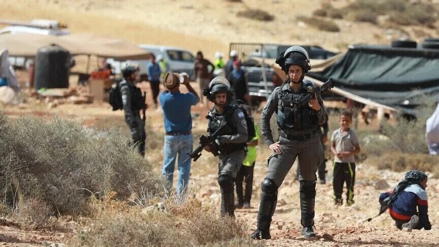 إجراءات إسرائيلية تمنع 112 عائلة بدوية من الوصول إلى أراضيهم شرق القدس