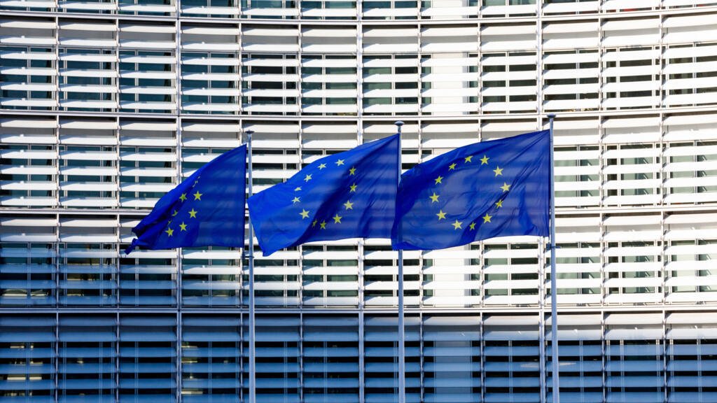 خمس دول أوروبية تتفق على سعيها لإقامة مراكز لإعادة المهاجرين خارج الاتحاد
