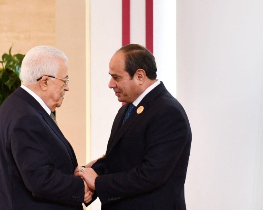 عباس والسيسي يبحثان مستجدات القضية الفلسطينية في قمة القاهرة