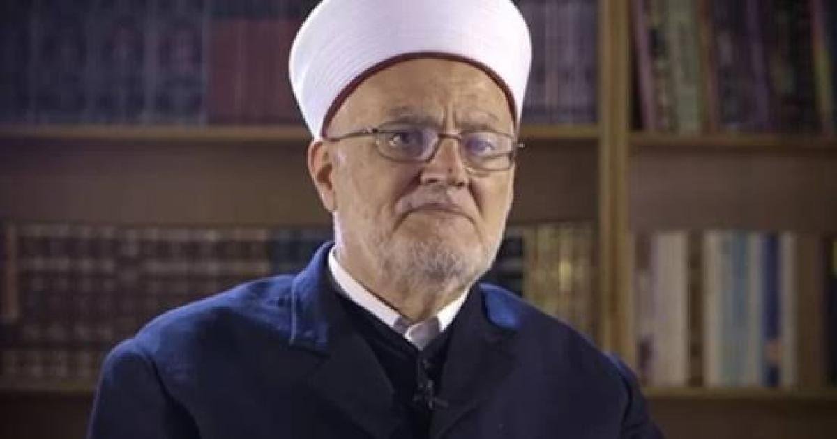 خطيب الأقصى يحذر من مخاطر الأعياد الإسرائيلية ويدعو لتكثيف الرباط