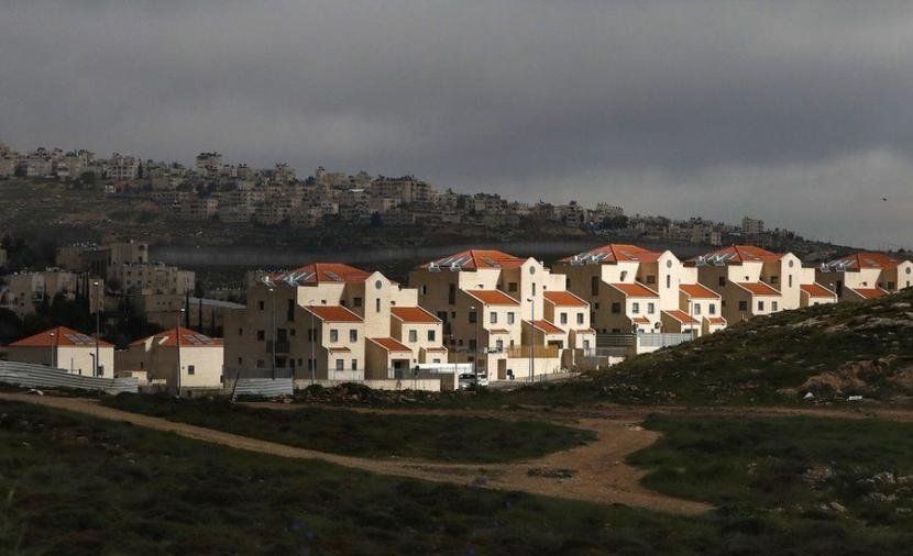 سلطات الاحتلال تستكمل طرح 3401 وحدة استيطانية بمشروع "E1" شرق القدس
