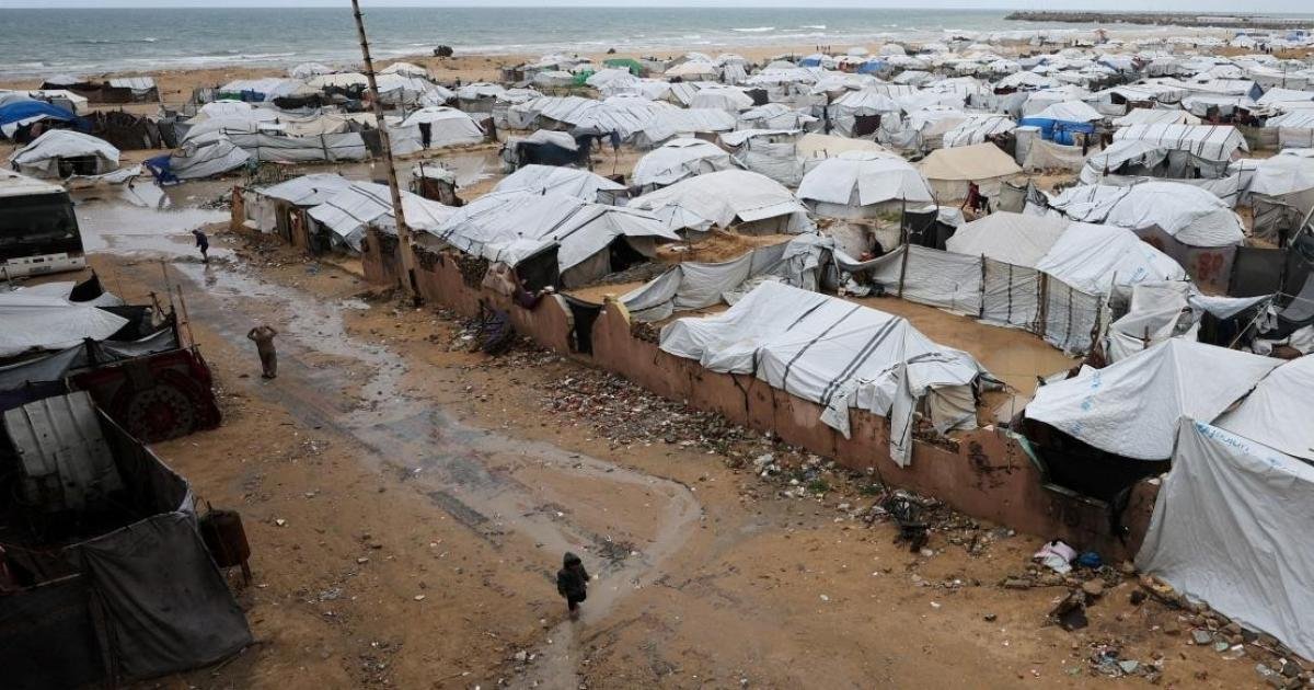 خبير إعمار: 77% من سكان غزة في مخيمات وشتاء كارثي يهدد النازحين